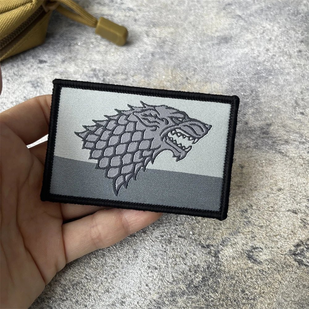 Parche de lobo, insignia de moral táctica, emblema del ejército militar, pegatina para mochila, parches tejidos con gancho para ropa - imagen 3