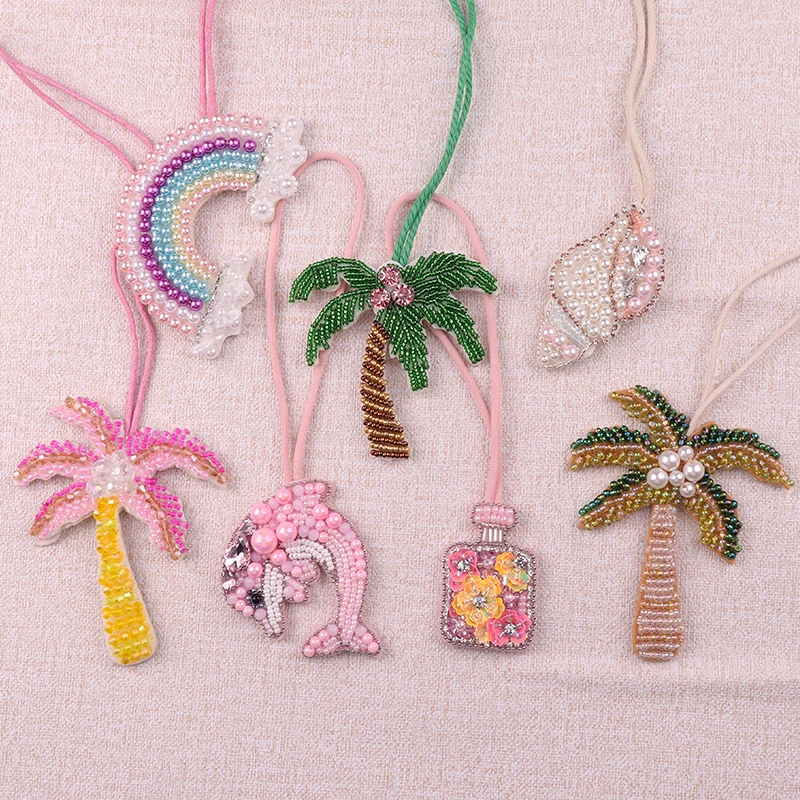 Parches de cuentas de cristal 3D, dije para bolso, llaveros de diamantes de imitación hechos a mano, colgante de cordón para dije de bolso, decoración de mochila - imagen 2