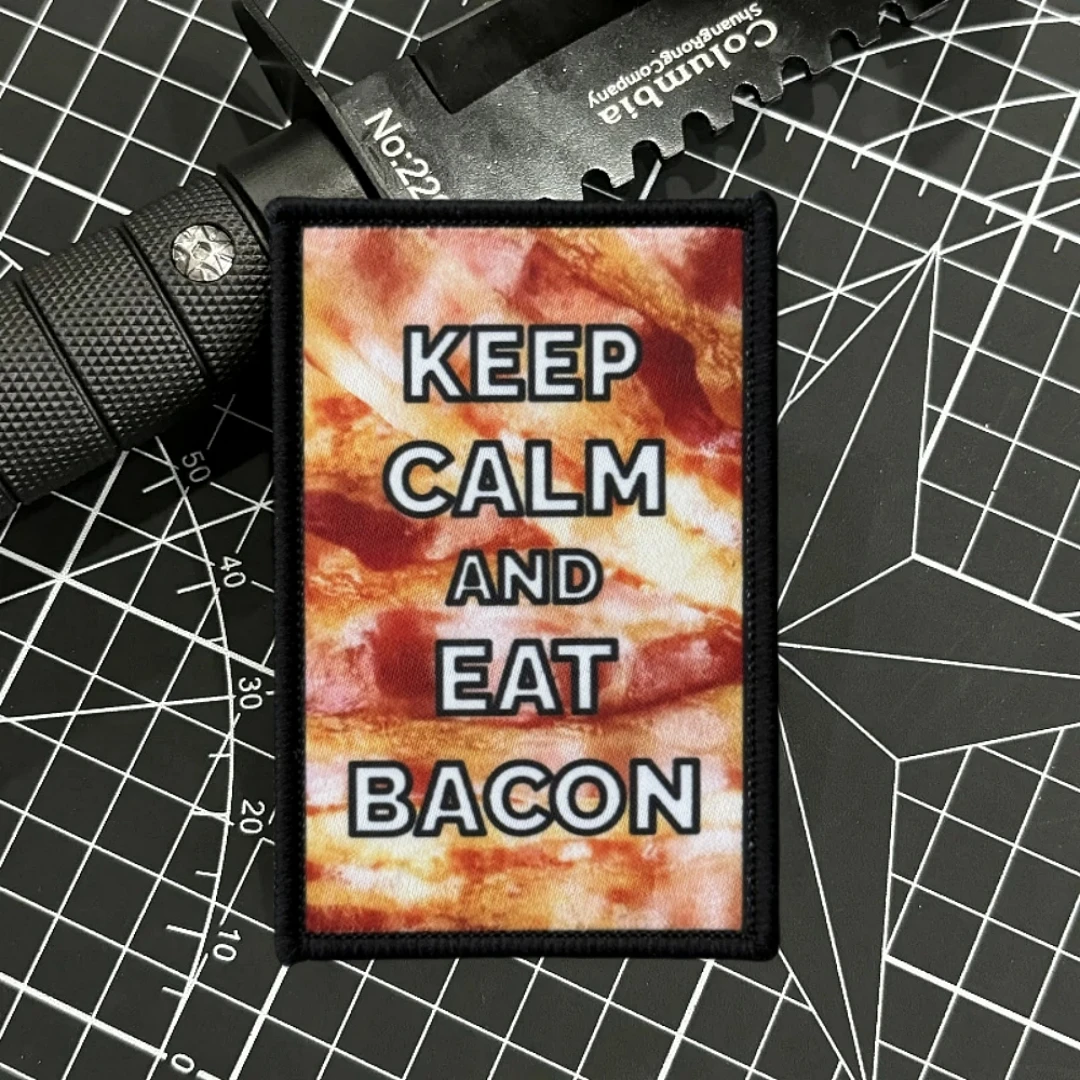 Parches de insignia de moral táctica para mantener la calma y comer tocino, brazalete del ejército militar, pegatina de mochila con gancho y bucle impreso para ropa - imagen 3
