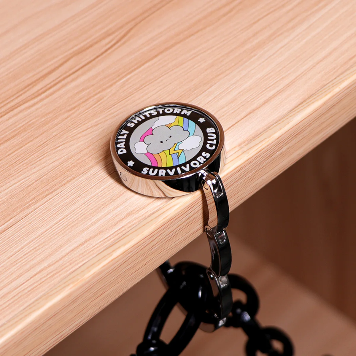 Ganchos para bolsos con citas de tormenta, soportes plegables de Metal para bolsas de mesa, perchas portátiles para monedero, accesorios de piezas únicas, ganchos antideslizantes