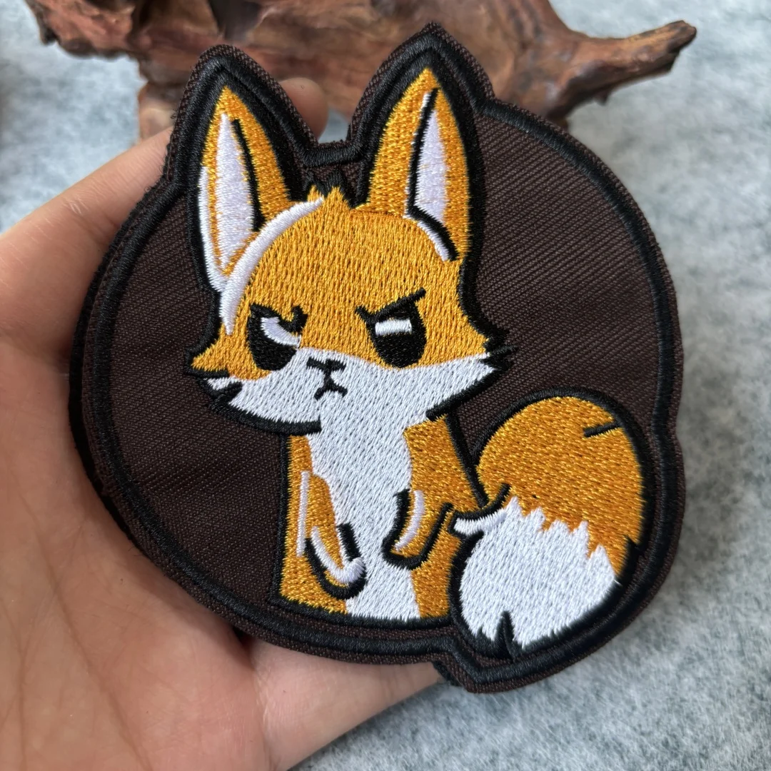 KURAMA Parche táctico zorro con espada – Sistema gancho y bucle - imagen 3