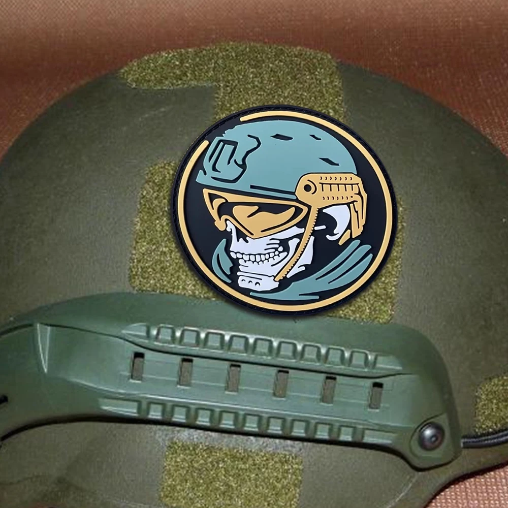 Parche táctico de calavera de piloto de combate, parches de gancho y bucle de PVC, insignia de moral, brazalete del ejército militar, pegatinas para mochila - imagen 4