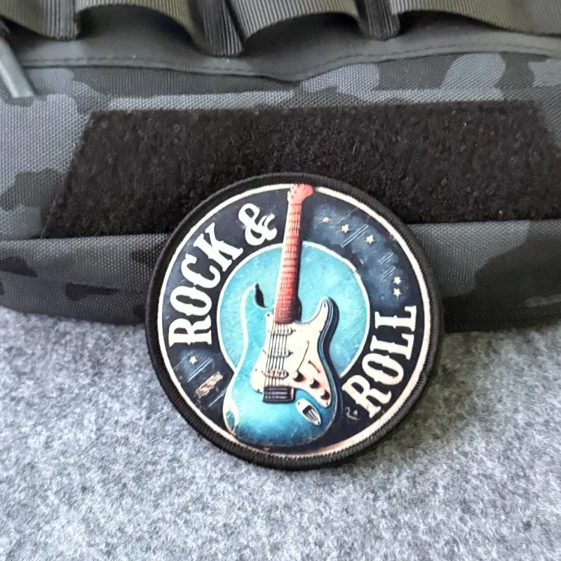Parche táctico Rock & Roll para guitarra eléctrica, insignia de moral de tela redonda, parche de gancho y bucle para mochila, chaqueta, sombrero, decoración temática musical - imagen 2
