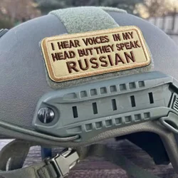 Parche táctico bordado I Hear Voices in My Head – Morale militar con velcro