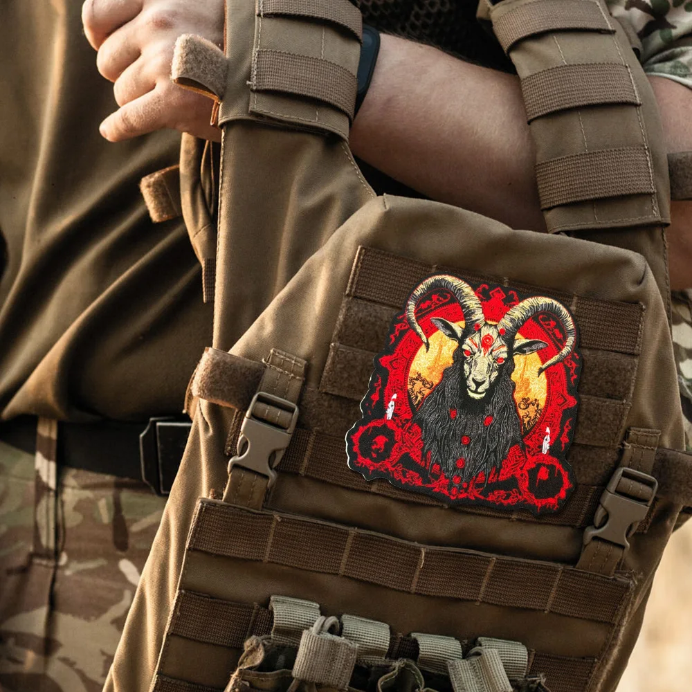 Parche táctico Baphomet cabeza de cabra gótico gancho y bucle - imagen 5