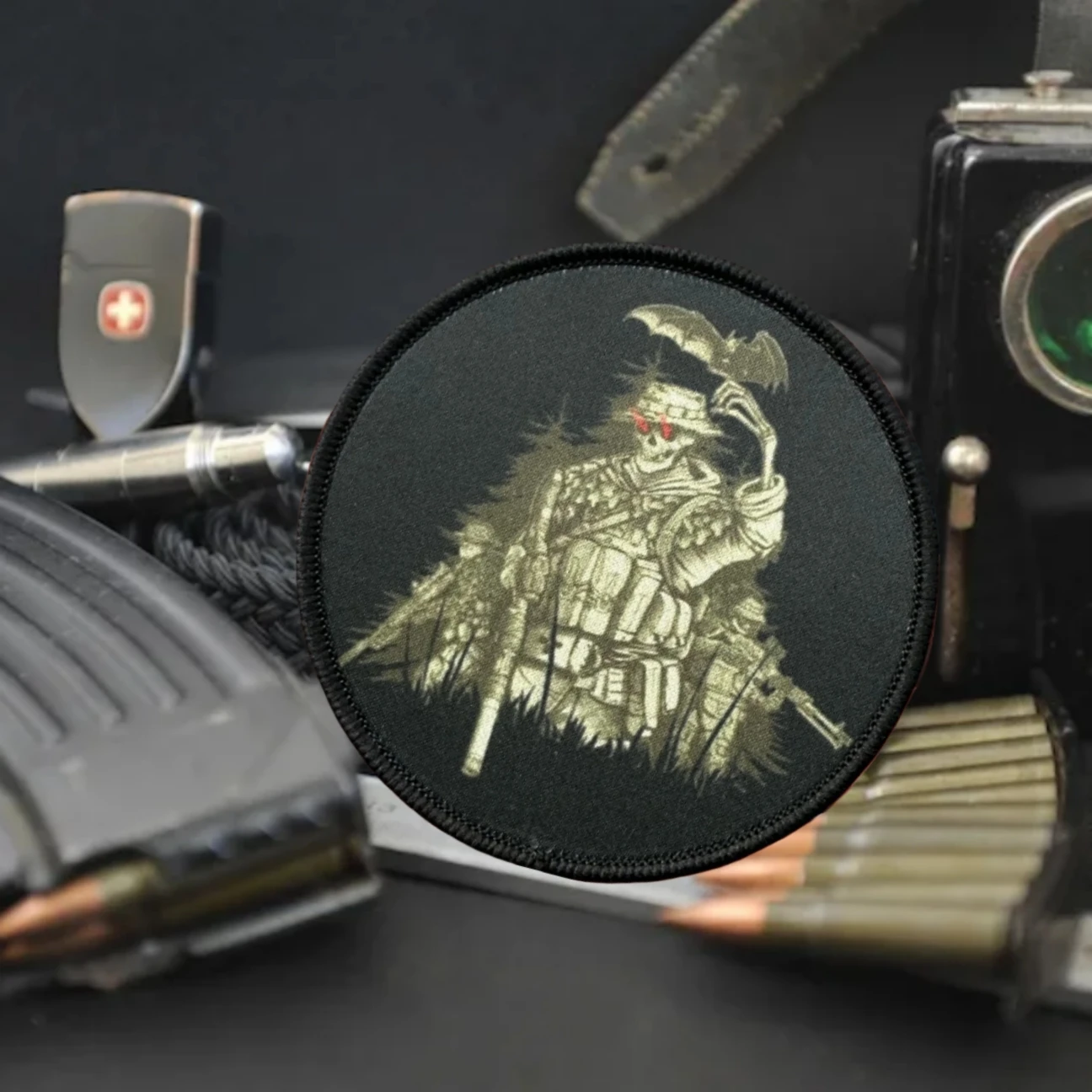 Parche de soldados de exploración de camuflaje nocturno, insignia de moral táctica, pegatina personalizada militar, parches de gancho impresos para ropa