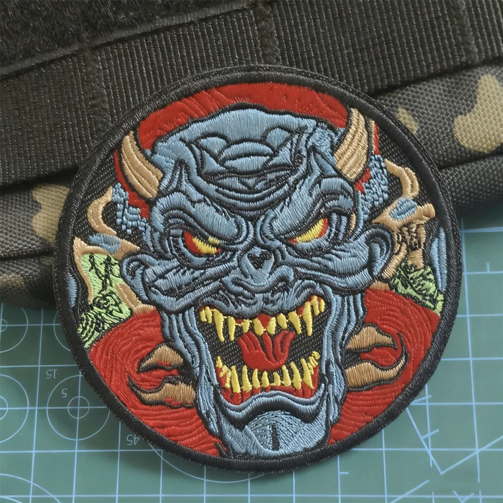 Parche bordado de fantasma azul, apliques de brazalete táctico para decoración de mochila de ropa - imagen 2