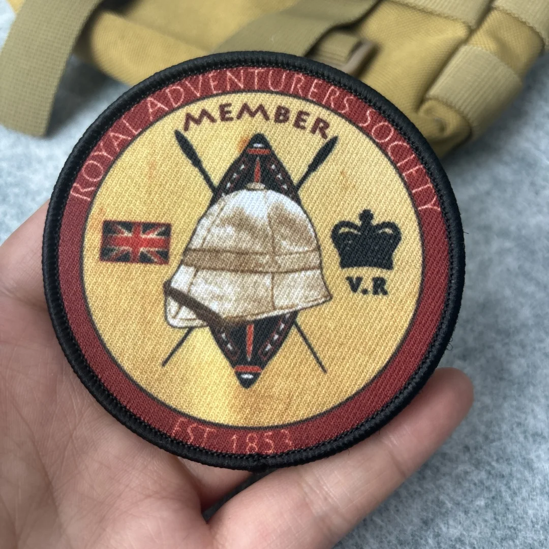 Parches con estampado táctico de la sociedad Royal Adventurers, parche de gancho y bucle V.R, brazalete del ejército, insignia de moral militar, mochila, pegatina para ropa