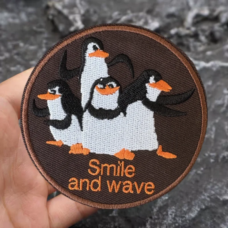 Parche bordado de sonrisa y onda, brazalete táctico con gancho y bucle, sombrero, insignia de moral, mochila, parches adhesivos decorativos para ropa - imagen 5