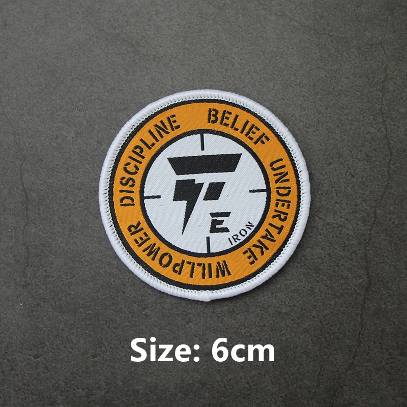 Parche bordado WUSU HSNM ILLUSIONES CAST AWAY PREPARE PARA STRUGGLE Fe IRON Brazaletes tácticos para ropa Decoración de mochila - imagen 4