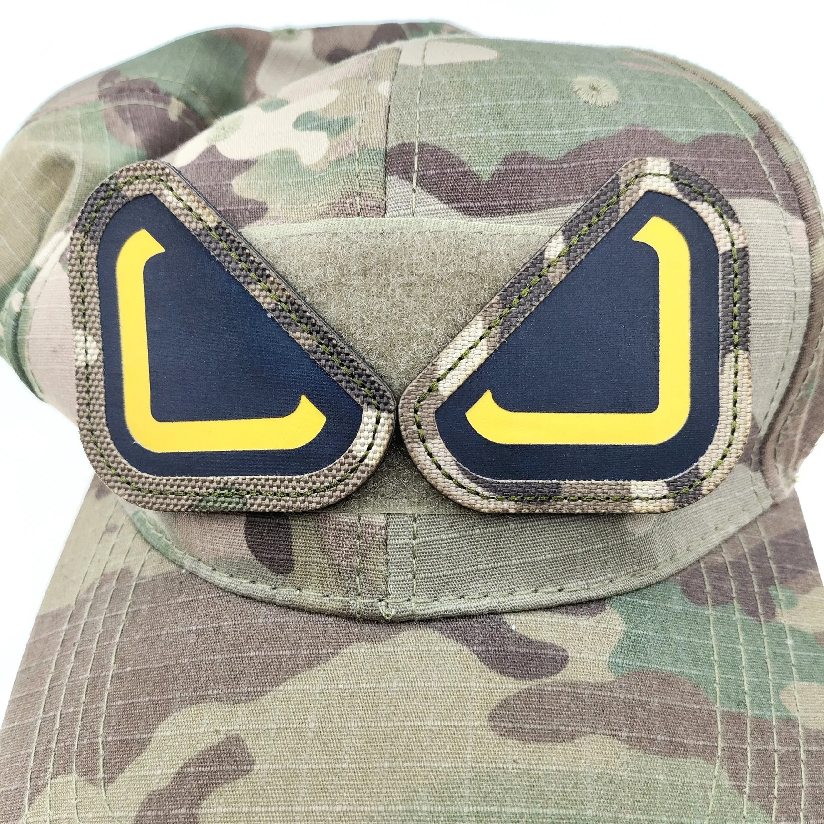 Parche táctico bordado con velcro para ropa y mochila - imagen 3