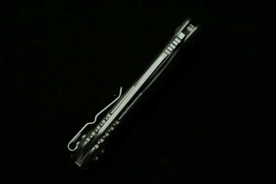 Cuchillo plegable para camping y supervivencia