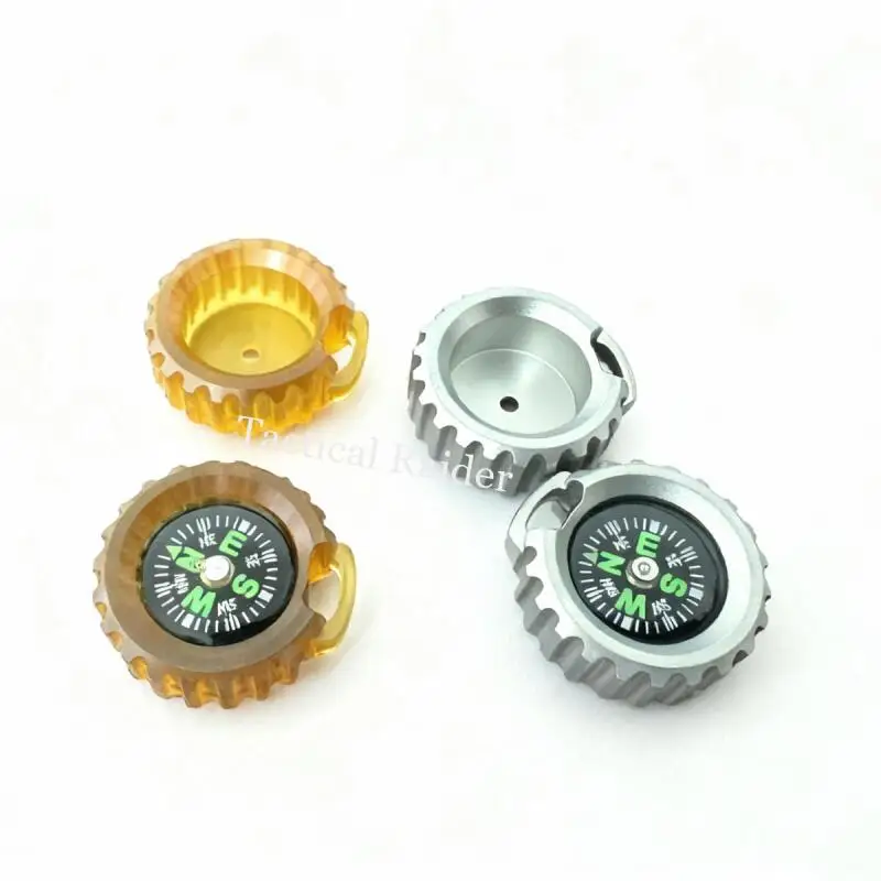 Brújula de aleación de titanio, aguja norte, senderismo al aire libre, escalada de montaña, collar con hebilla - imagen 4