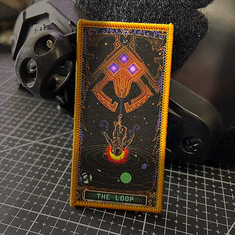 Parche táctico de cartas de juego, insignia de moral LOOP, brazalete con estampado de gancho y bucle, pegatina de cartas de Tarot - imagen 2