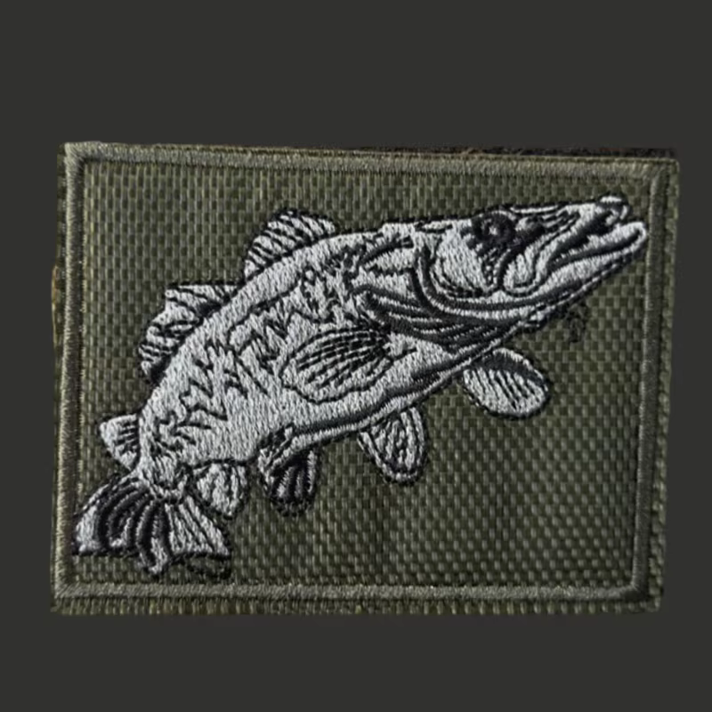 Parche táctico bordado de pescado con gancho y bucle - imagen 2