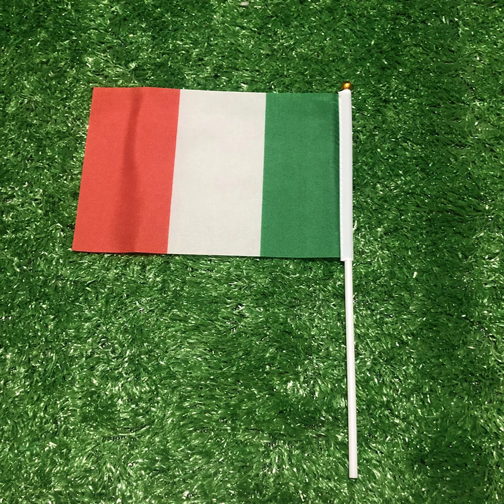 BANDERA SKY Italia bandera ondeante a mano 14x21cm 10/20/50/100 Uds poliéster penetración de doble cara Italia bandera de mano italiana para decoración - imagen 4