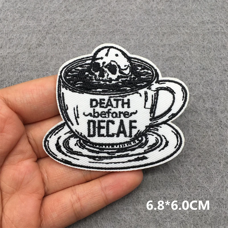 Parches para planchar en blanco y negro para ropa, parches de calavera Punk en ropa, parche bordado, apliques DIY, insignias, pegatina - imagen 2