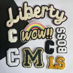 Parche chenilla con letras para coser Liberty
