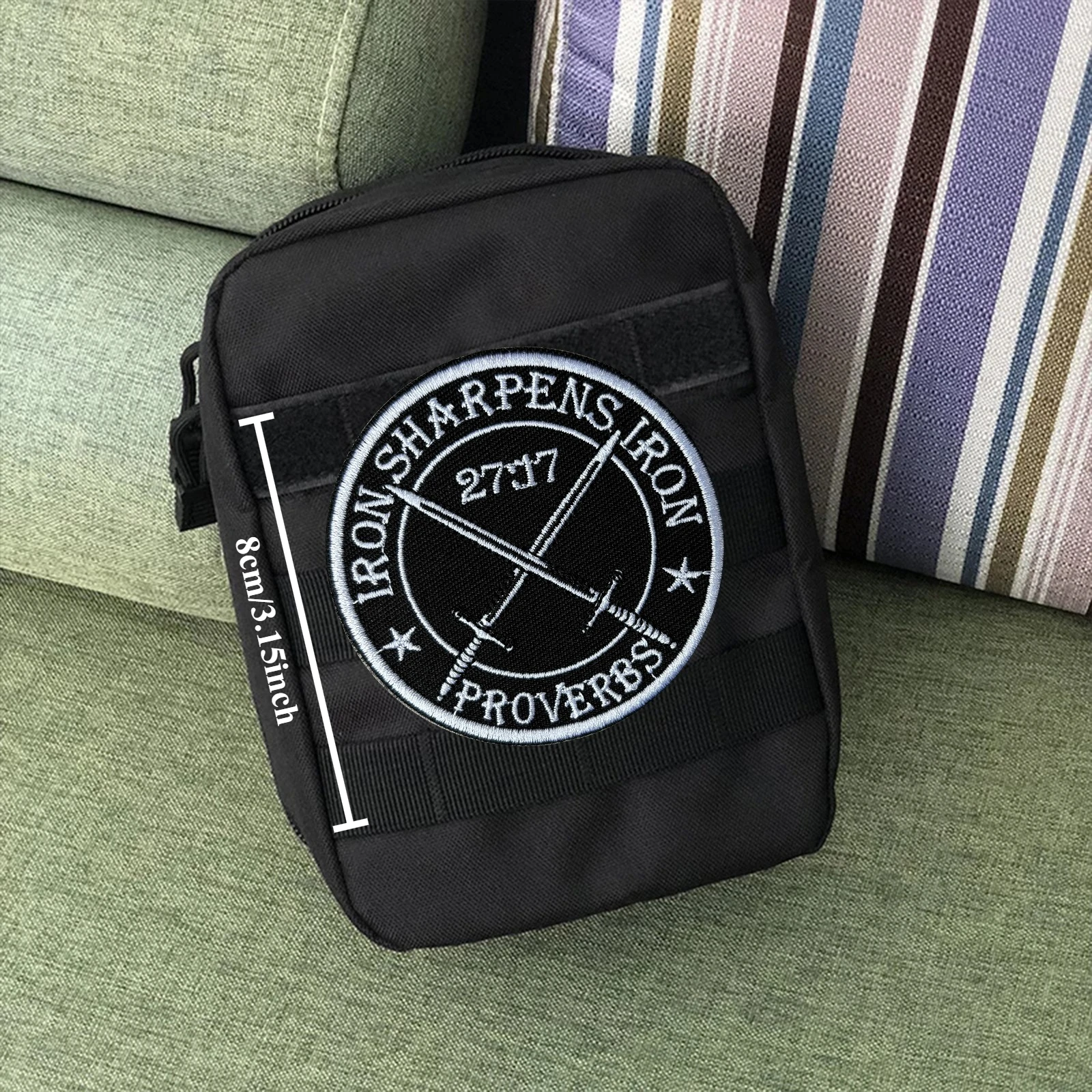 27:17 espadas dobles de la Biblia parche táctico gancho y bucle parches bordados insignia de moral brazalete del ejército militar pegatinas para mochila - imagen 3