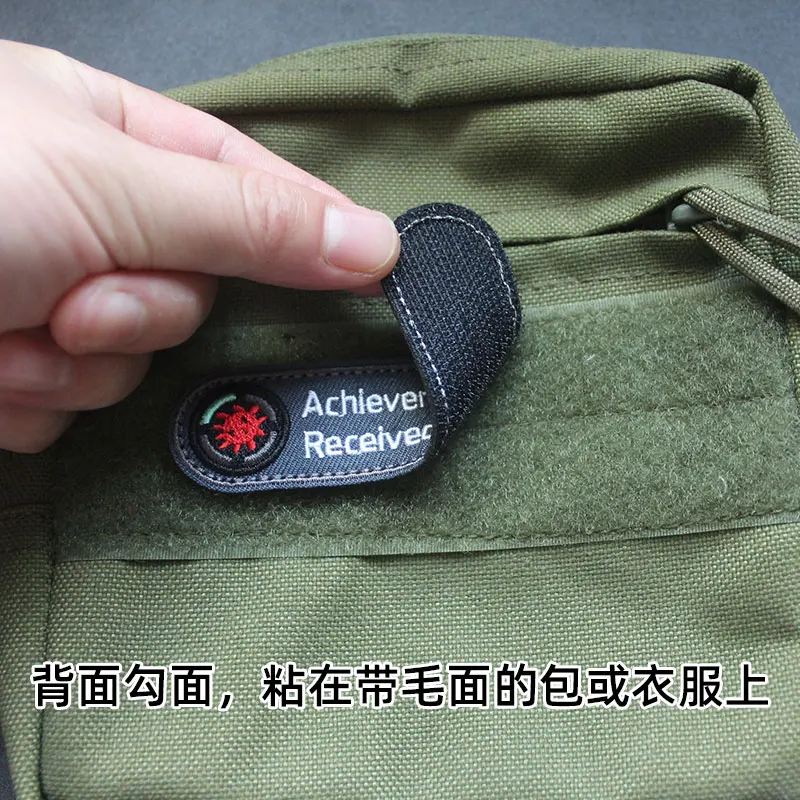 Insignia de bolso personalizada bordada con letras en inglés, brazalete de libertad, la esperanza del pueblo entero, parches de mochila escolar DIY - imagen 3