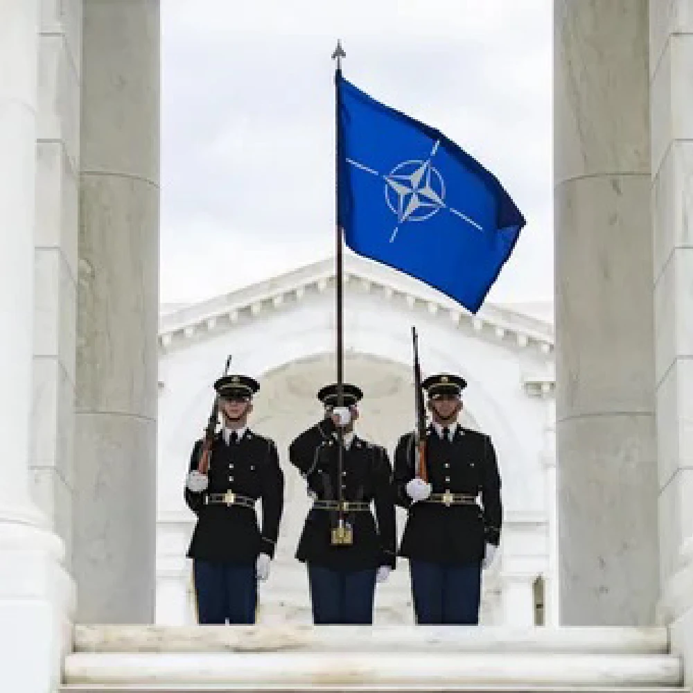 Bandera NATO de organización del tratado del Atlántico Norte de Xiangying 90x150cm para decoración
