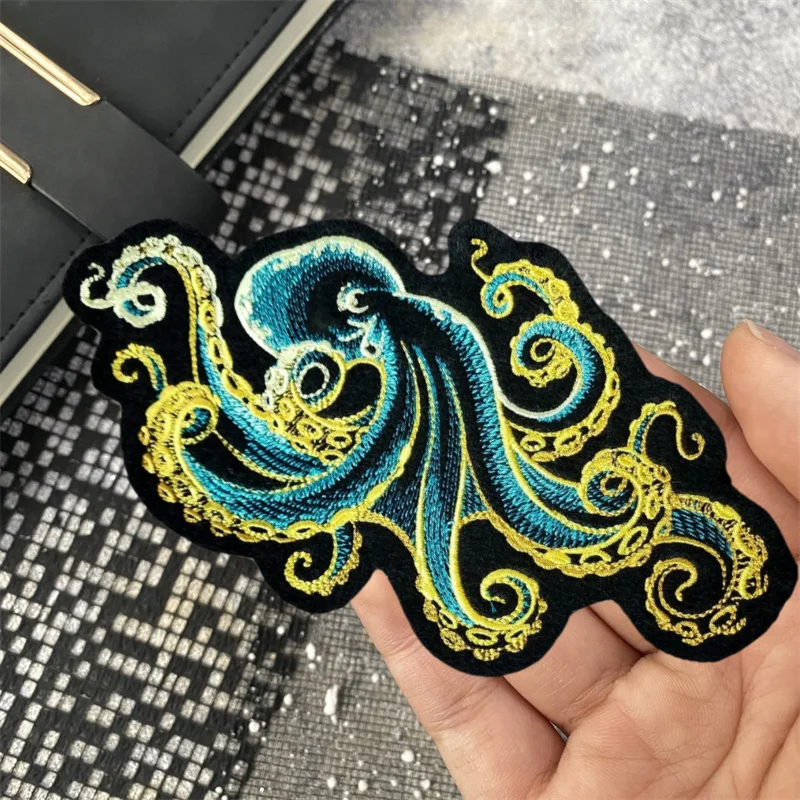 Parche de insignia de moral exquisito bordado de pulpo azul, equipo táctico, brazalete, gancho y bucle, ropa, mochila, accesorios, pegatinas - imagen 3