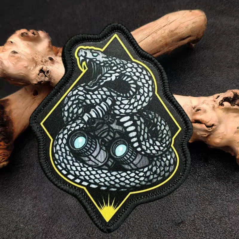 Parche con estampado de King Cobra, chaleco táctico de explorador, insignia de moral con gancho y bucle, pegatinas decorativas para mochila, parches para brazalete para ropa - imagen 4