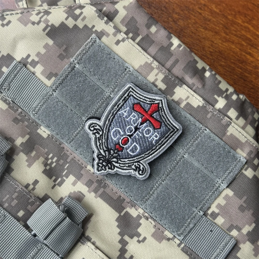 Parche militar táctico moral, armadura de Dios, escudo cruzado, gancho y bucle, apliques bordados, parches para ropa, mochila, pegatina - imagen 2