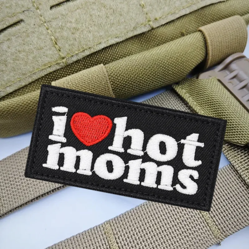 Parche bordado I LOVE HOT MOMS, chaleco táctico, sombreros con gancho y bucle, insignia de moral, pegatinas para mochila, parches para brazalete para ropa - imagen 4