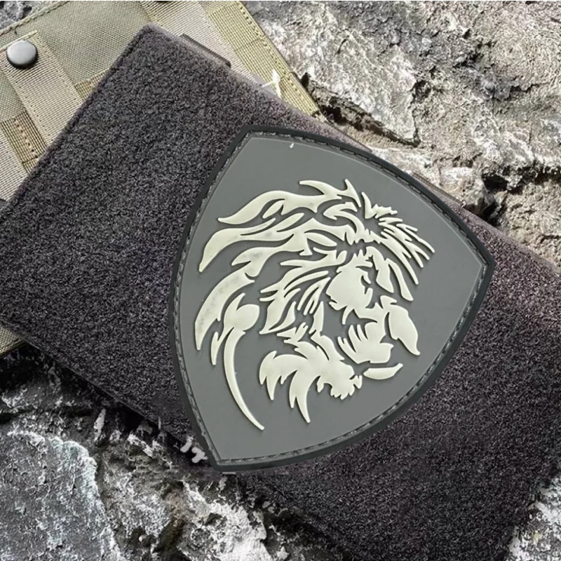Parche de León, insignia de moral táctica militar, gancho de PVC y bucle, mochila, ropa, accesorios decorativos, pegatina, brazalete - imagen 2