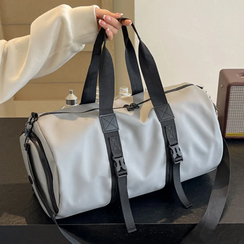 Bolsa de gimnasio de viaje, equipaje corto para acampar, bolsas de Fitness portátiles con bolsillo para zapatos, separación húmeda y seca, bandolera de hombro y pecho - imagen 3