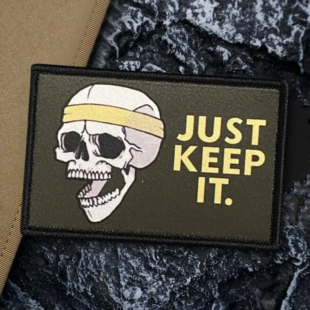 JUST KEEP IT-Parche táctico de calavera, parches de gancho y bucle, insignia de moral militar, brazalete del ejército, pegatinas para mochila - imagen 5