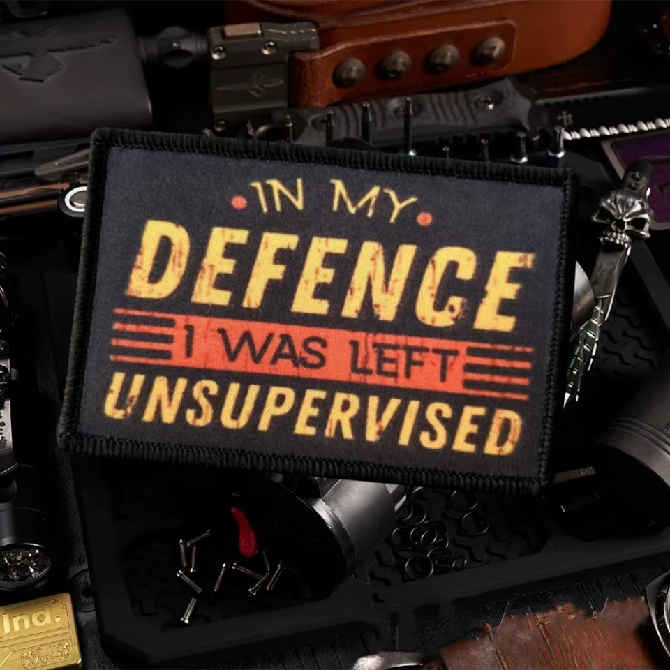 Parche táctico velcro moral – In My Defence I Was Left Unsupervised