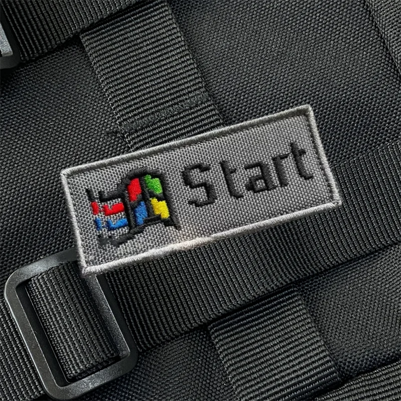 Suplemento de inicio de computadora nostálgico, insignia de moral táctica, bordado, gancho y bucle, mochila, ropa, pegatina decorativa, brazalete