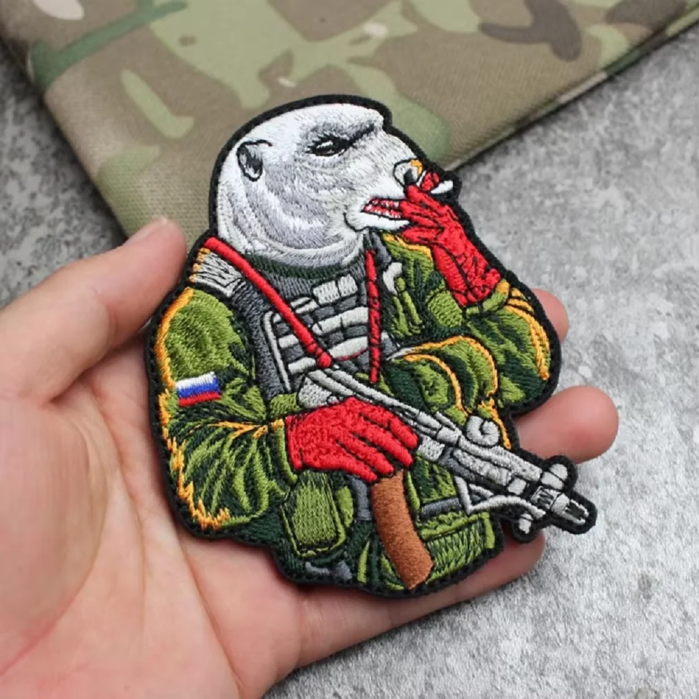 Accesorios para bolsa al aire libre, insignia bordada, oso blanco táctico, brazalete de moral de perro táctico personalizado, parche de gancho para mochila DIY - imagen 5