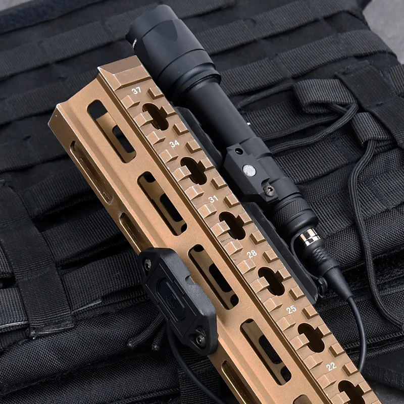 WADSN-linterna táctica Surefir M600 M300 Airsoft, luz de explorador, interruptor modbutton, Mlok Keymod, Rifle, lámpara LED blanca para arma de caza - imagen 3