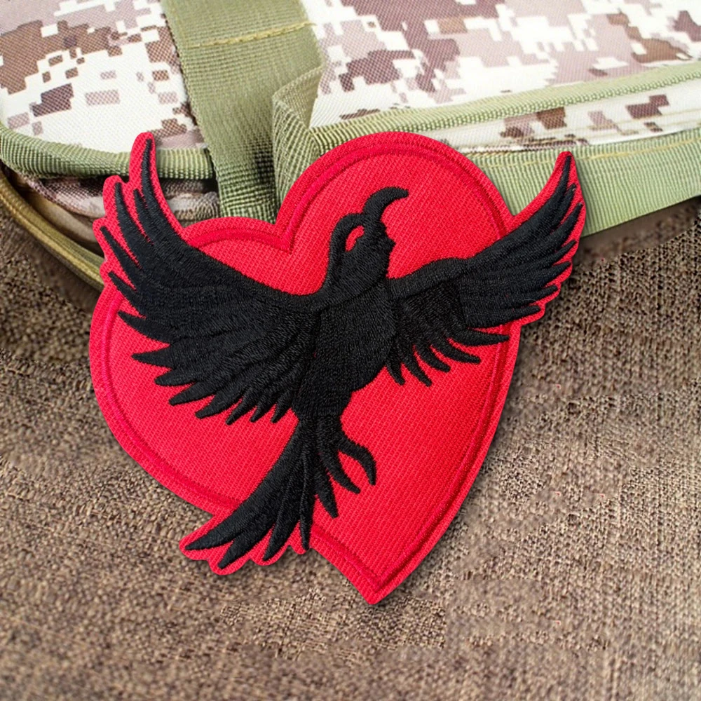 Parche táctico de moral amante de corvos, parches militares bordados con gancho para accesorios de ropa, pegatinas para mochila - imagen 4