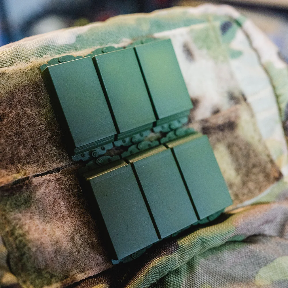 Brazalete de insignia de gancho y bucle tridimensional 3D, modelo explosivo inverso hecho a mano, cómo mezclar y decorar el modelo - imagen 2