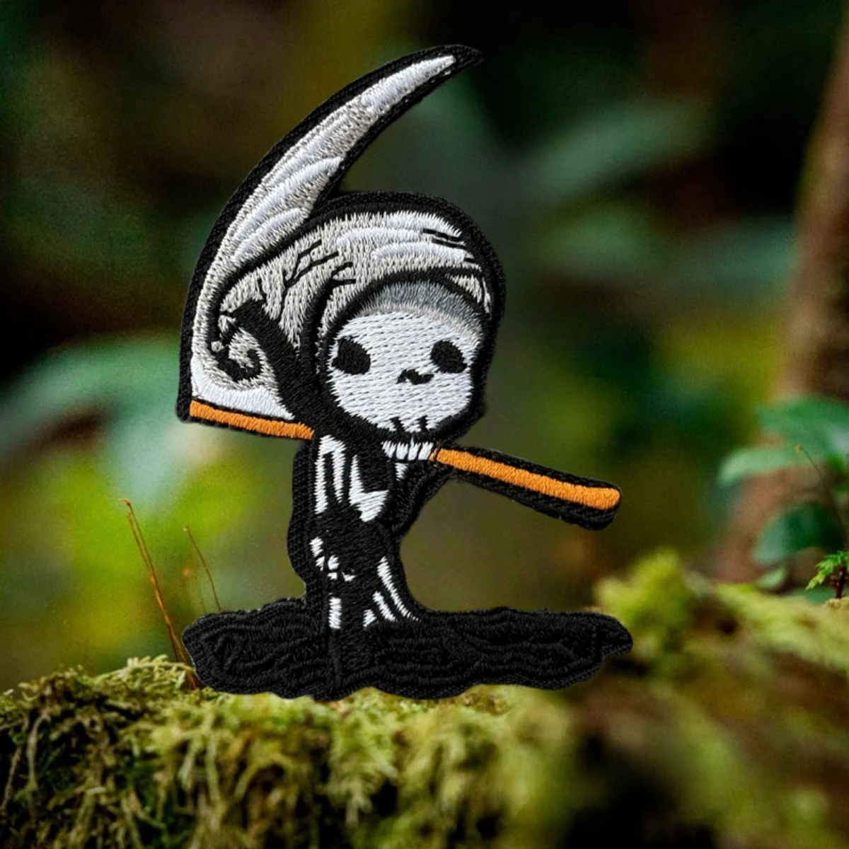 Parche Little Grim Reaper, insignia de moral táctica, lindas parches bordados góticos Punk de la muerte para ropa, pegatina de equipo militar - imagen 4