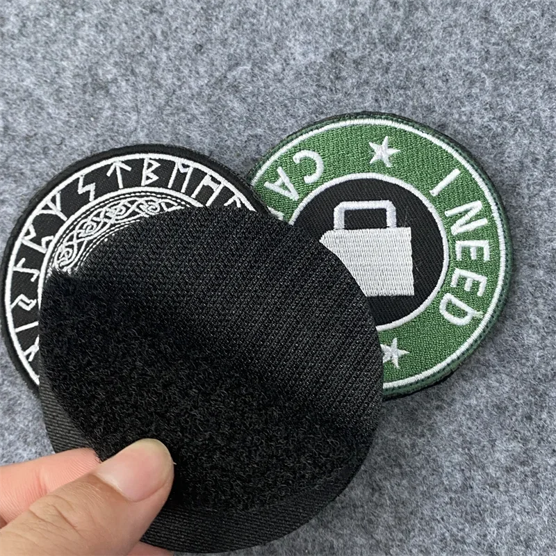 Parche bordado "I Need Caffeine", insignia de moral táctica militar, brazalete, gancho y bucle, mochila, ropa, pegatina decorativa - imagen 5