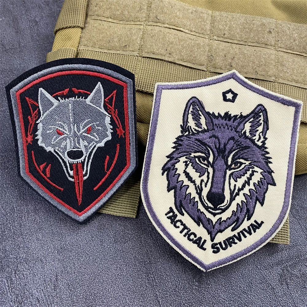 Parche de insignia de moral de lobo de seguridad táctica, parches bordados para ropa, brazalete de gancho y bucle de PVC, pegatina para mochila militar - imagen 3