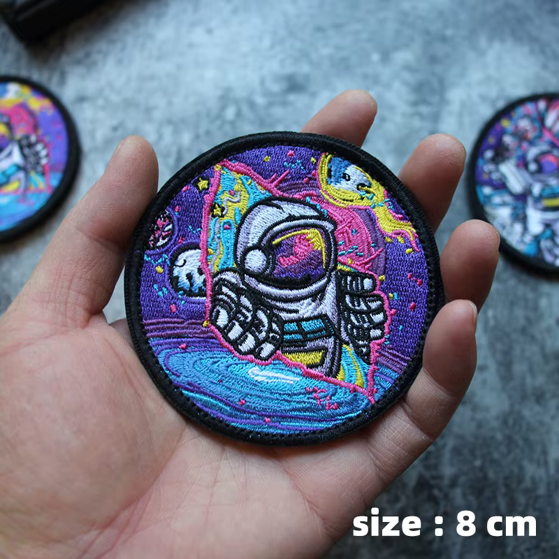 Parche bordado astronauta con velcro para mochila y chaleco táctico - imagen 2