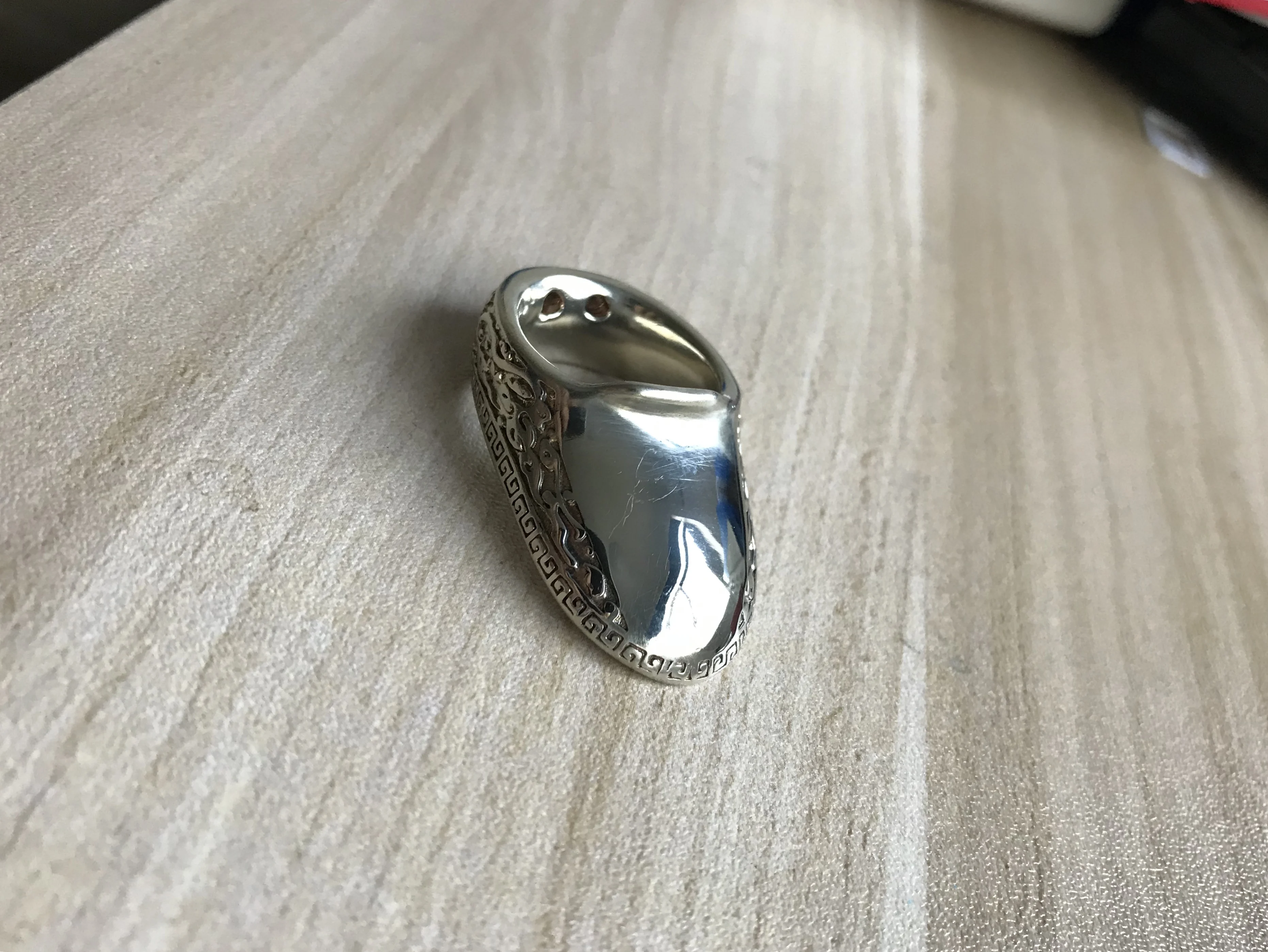 Equipo protector tradicional del arco del anillo del pulgar del tiro con arco al aire libre, anillo blanco de la nudillo de cobre - imagen 3