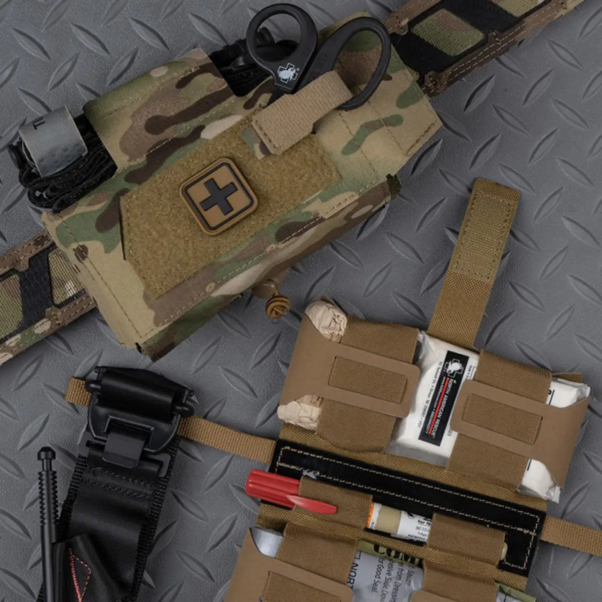 Bolsa primeros auxilios táctica Poseidon Defense CMP V3 MOLLE - imagen 2