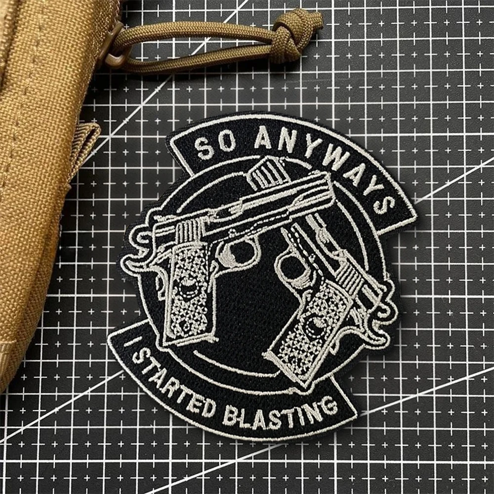 Parche bordado táctico de doble pistola, parches de gancho y bucle de jateado, insignia de moral, brazalete del ejército militar, pegatinas para mochila - imagen 2