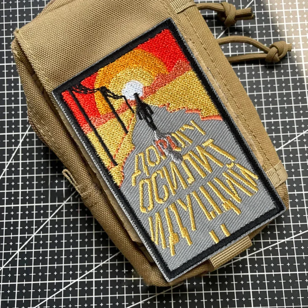 Parche bordado táctico de moral en la carretera, parches de gancho y bucle de paisaje Natural, insignia militar, brazalete, sombreros, pegatinas para mochila - imagen 5