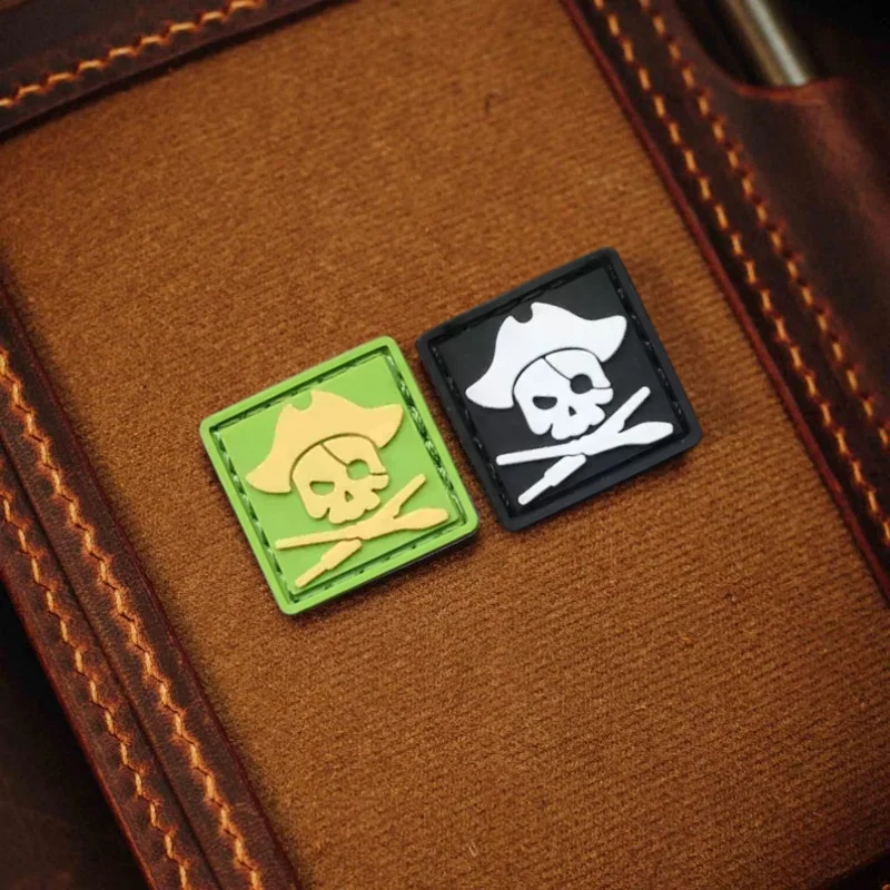 Insignia de moral de PVC de capitán pirata, Mini pegatinas con gancho y bucle, brazalete militar táctico de ojo de Ranger, insignia, bolsa, accesorios, pegatina - imagen 2