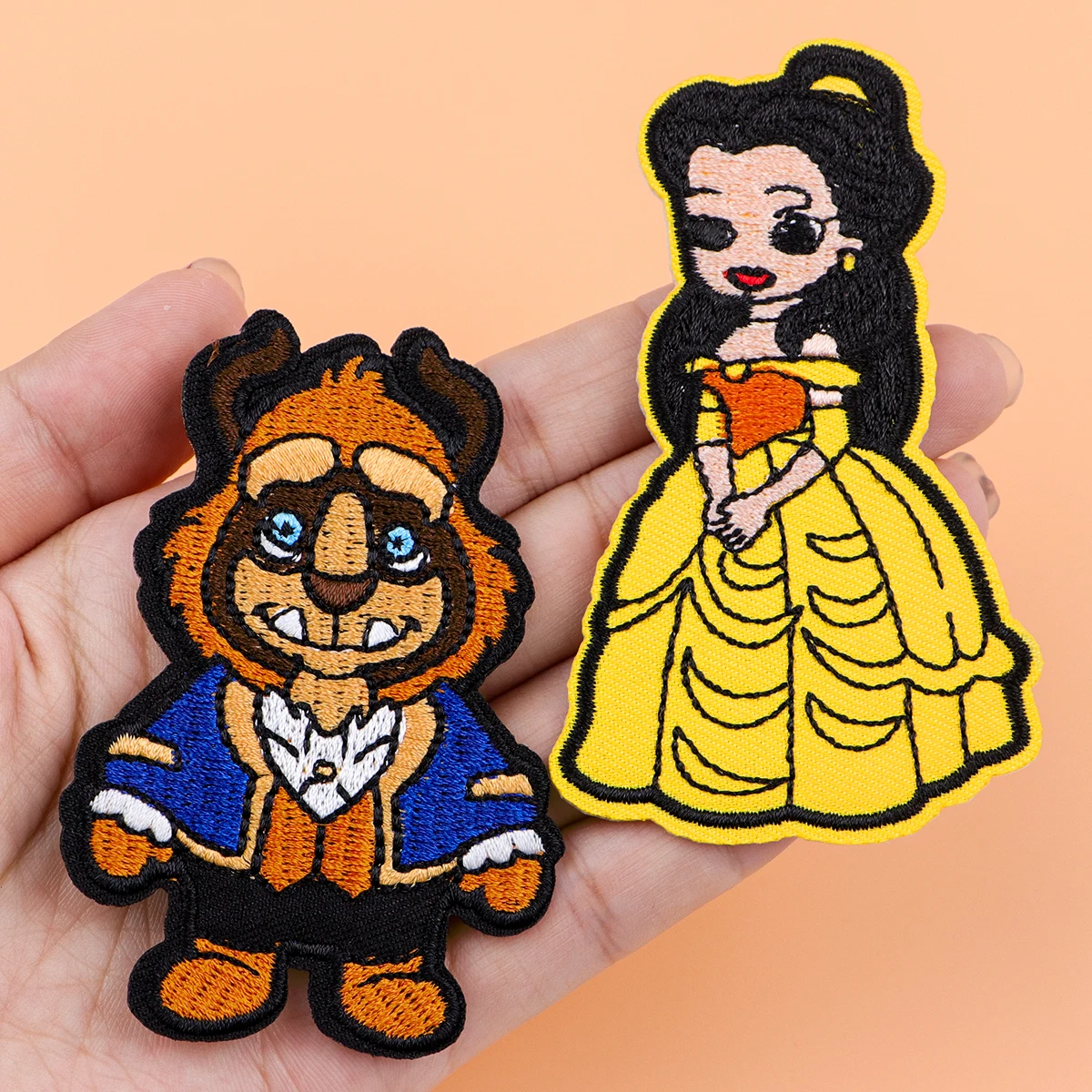 Lindo parche bordado de monstruo de dibujos animados con parches de hierro para ropa termoadhesivos parches en ropa DIY coser insignias - imagen 2