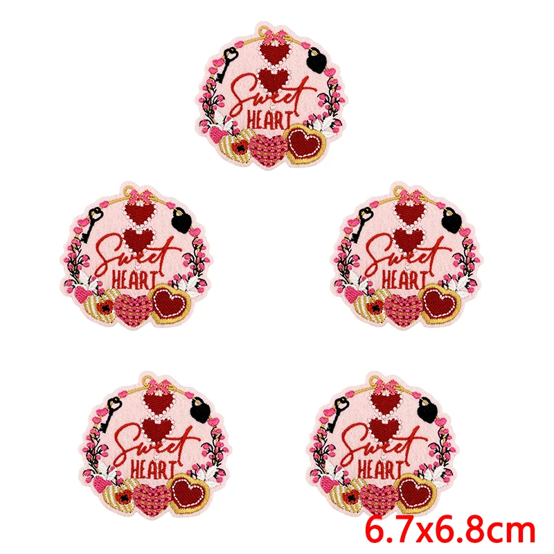 10 unids/lote parche bordado de Navidad rosa regalos de Papá Noel parches para planchar para ropa parche termoadhesivo para ropa rosa - imagen 5