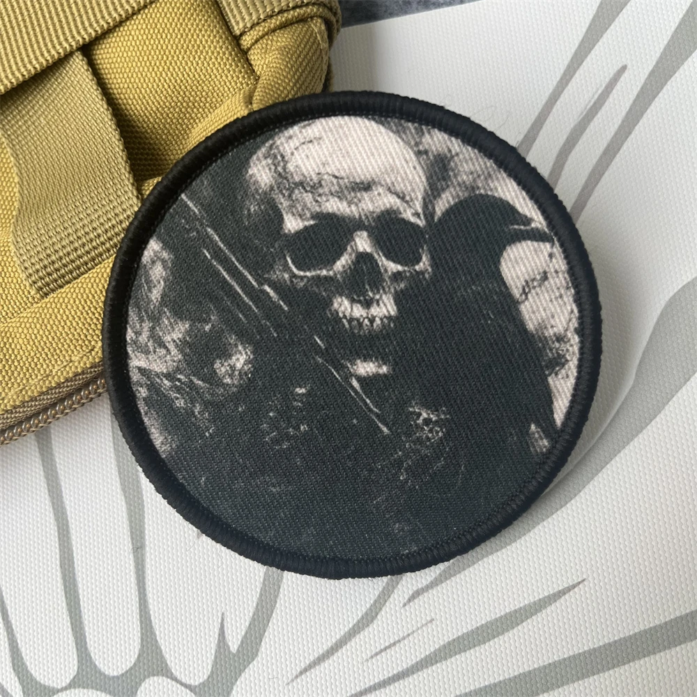 Parche de gancho y bucle con estampado Punk de cuervo en el cráneo, insignia de moral táctica, pegatina decorativa para mochila militar - imagen 4